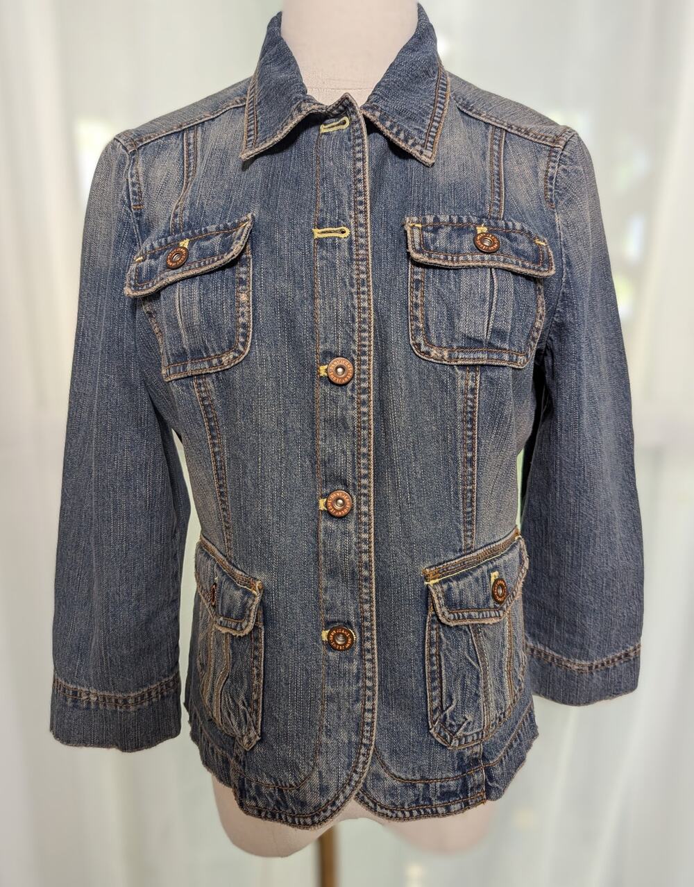 Y2K - Vintage DKNY Denim Jacket - Size S/M